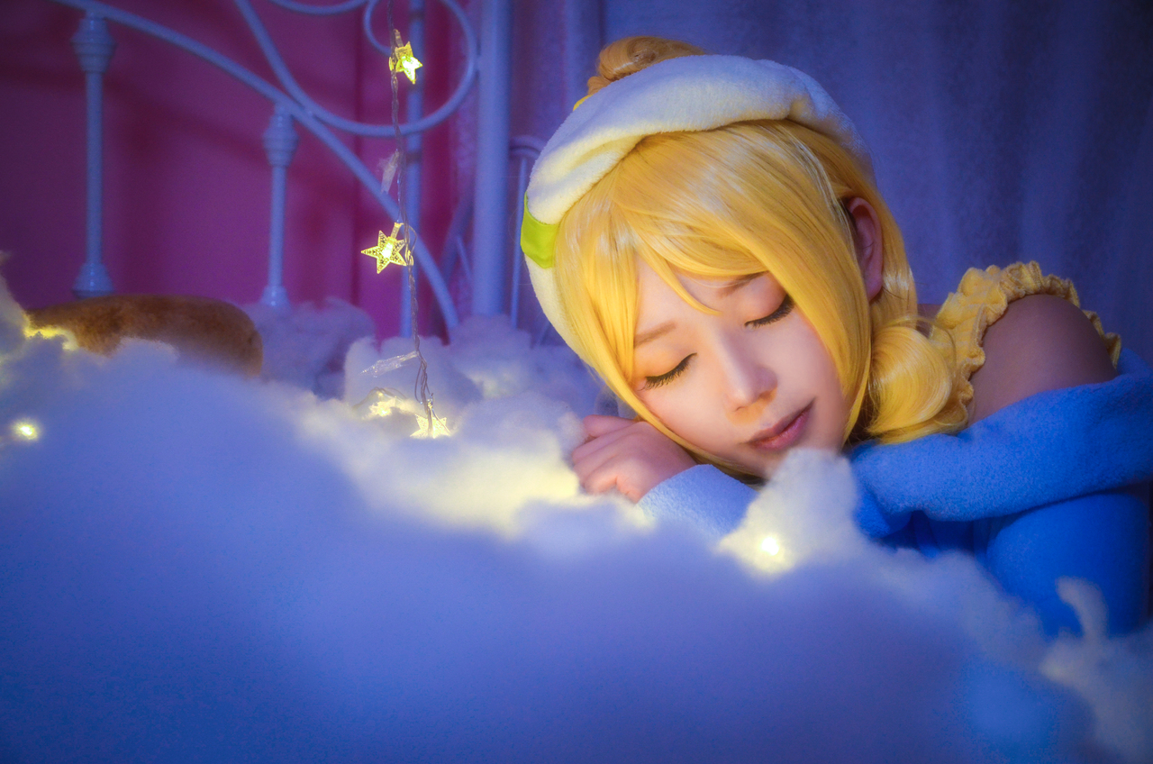 绚濑绘里 cosplay