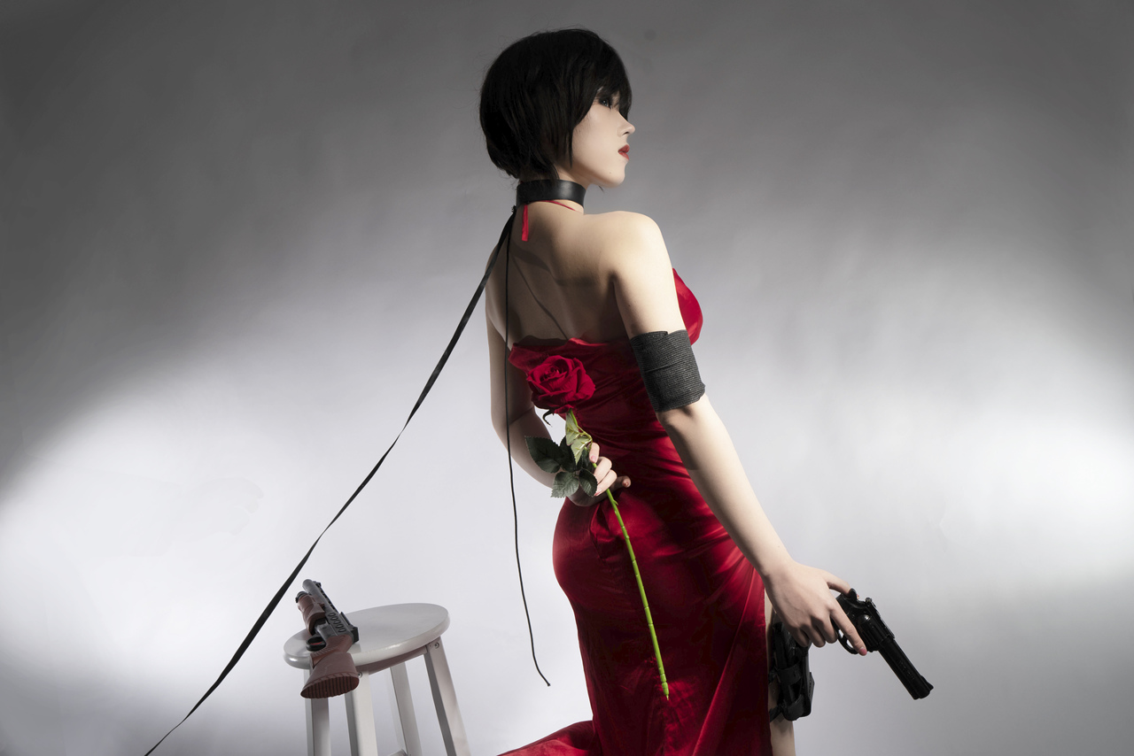 角色名:艾达王  cn:钛合金  【cosplay】生化危机艾达王cos ada wong