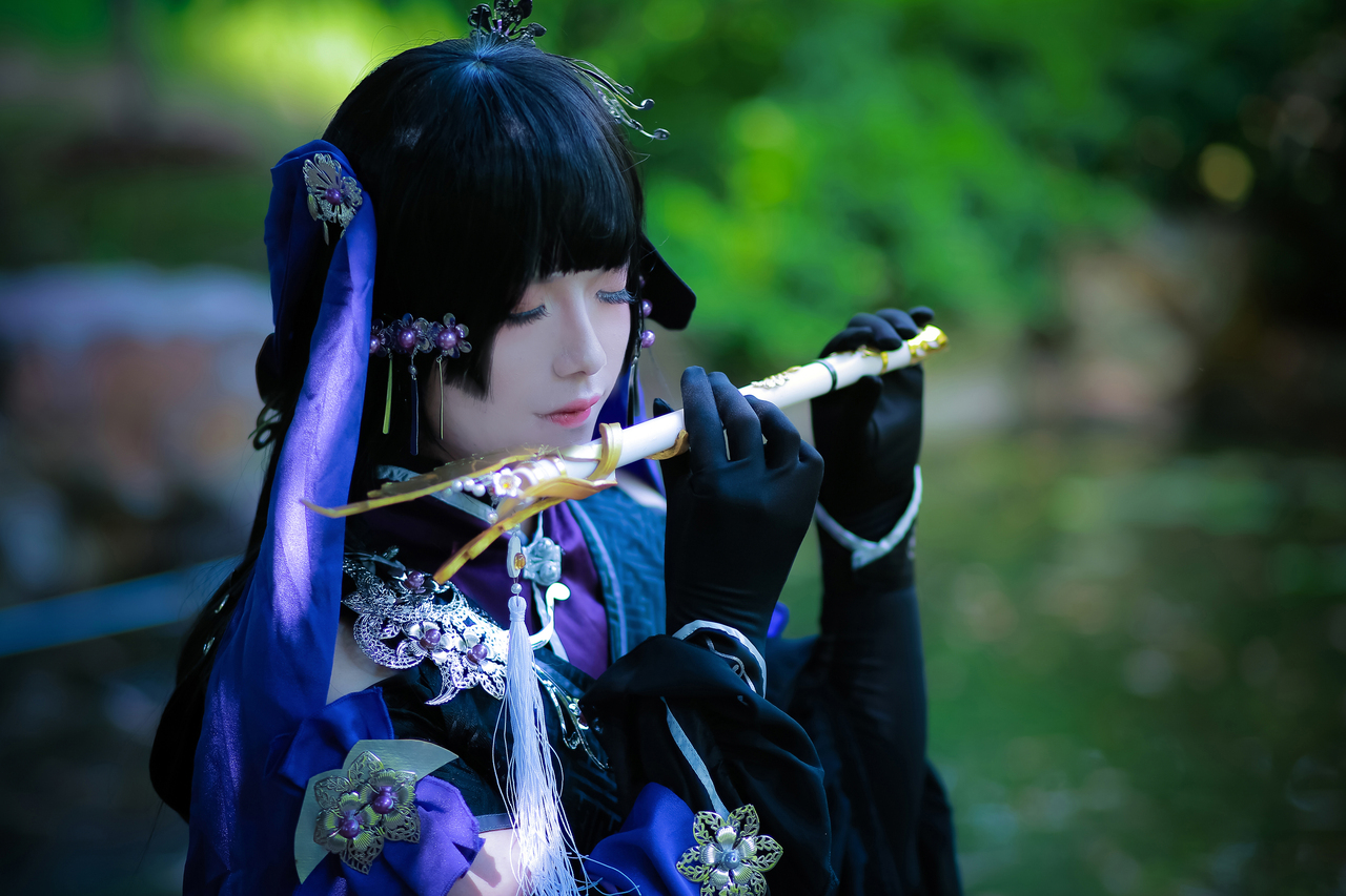 剑三定国花萝cosplay