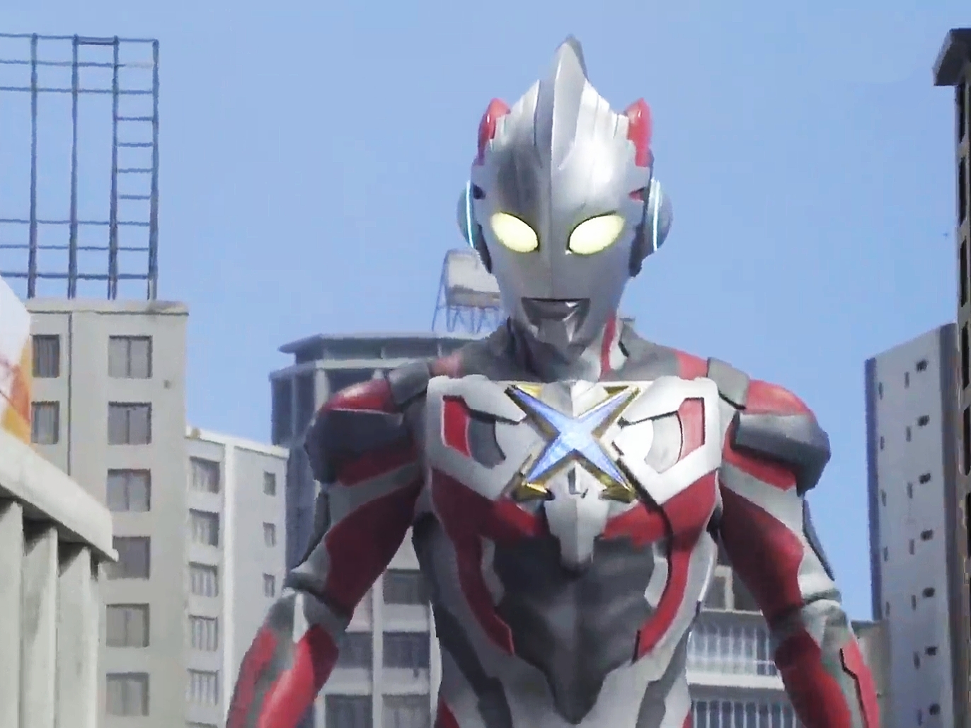 欧布捷德都不敢借女奥特曼的力量，罗布不光借力，外形还有点好看