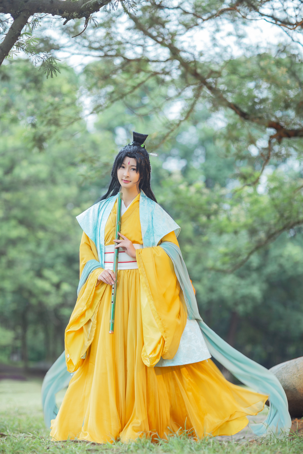 "我的意中人本就是一个盖世英雄" "笛鞘相依,无怨无悔" 东方淮竹cos