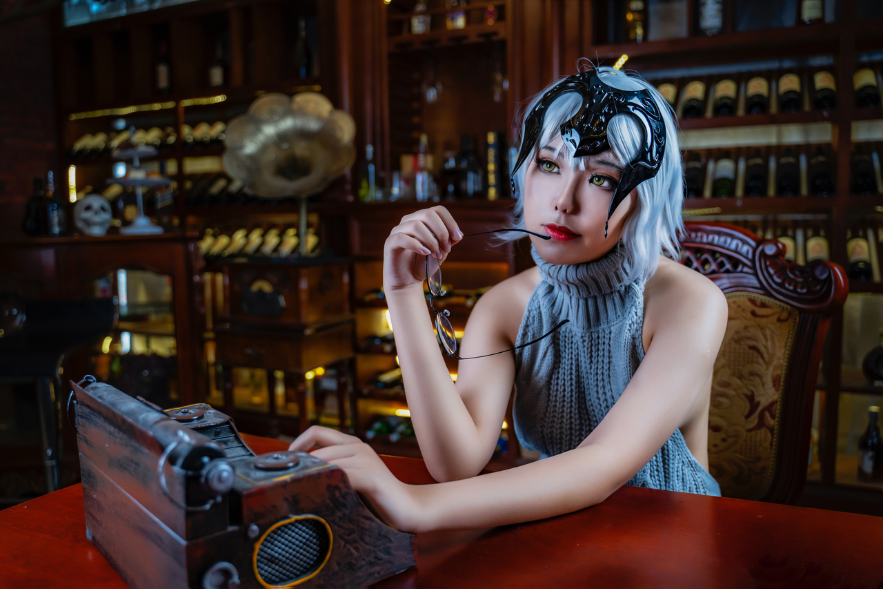 fgo 黑贞露背毛衣 cosplay