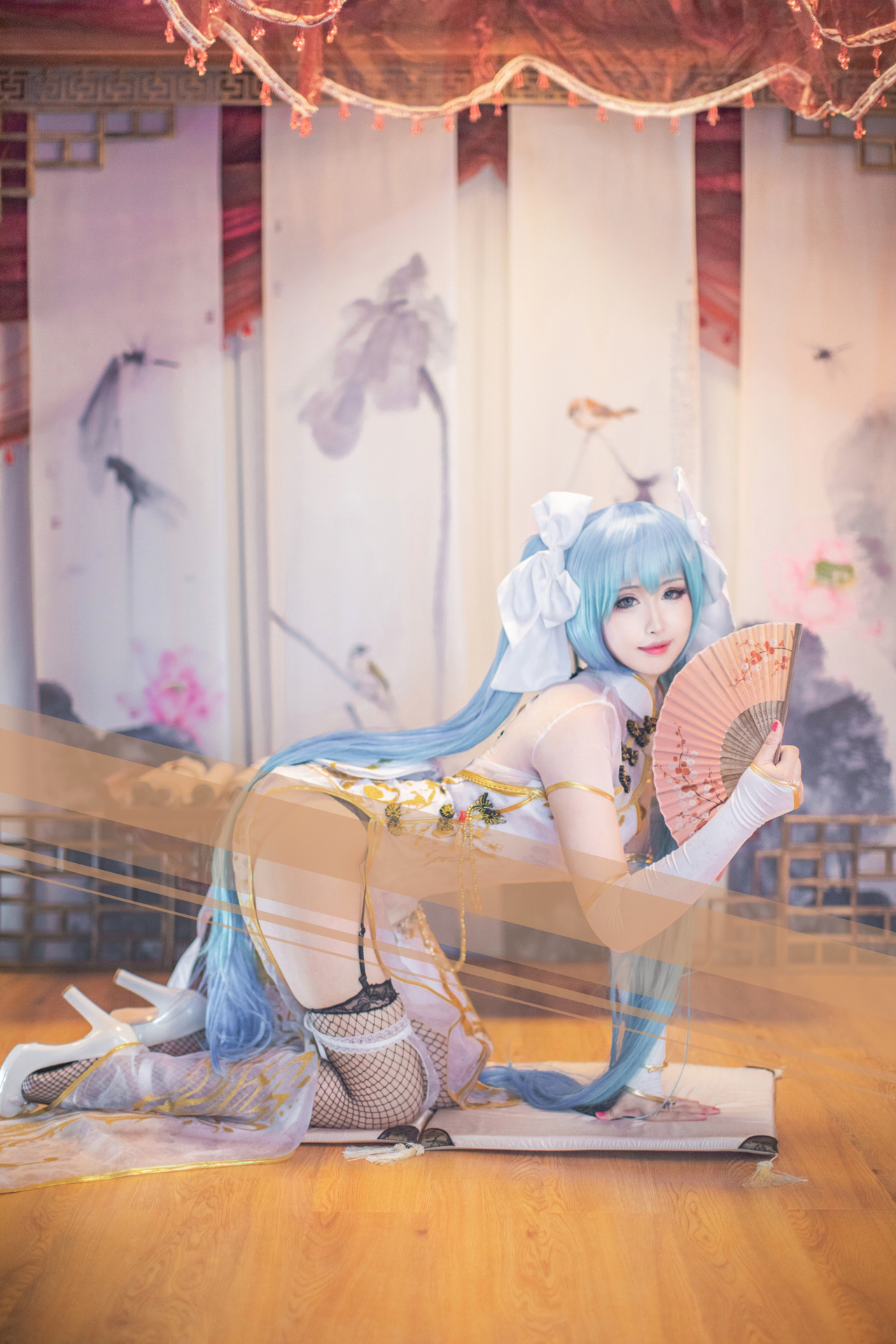 初音未来金丝雀旗袍cosplay
