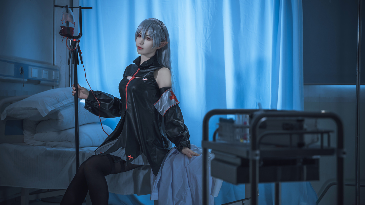 明日方舟华法琳cosplay